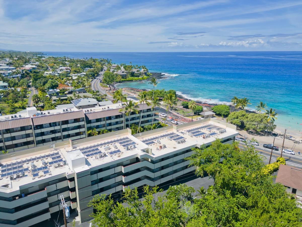 Family Getaway - Lava Room At Magic Sands Beach Kailua-Kona Esterno foto