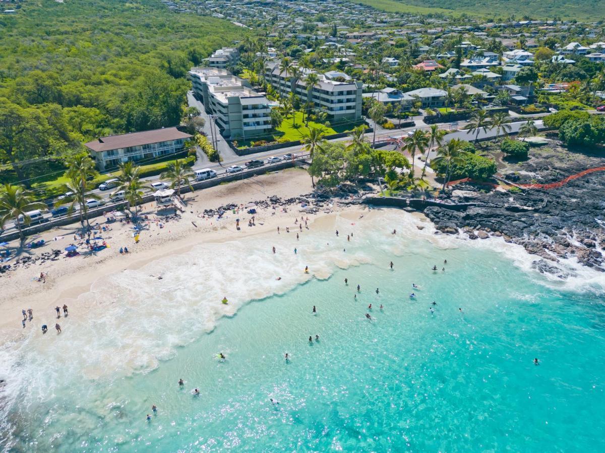Family Getaway - Lava Room At Magic Sands Beach Kailua-Kona Esterno foto